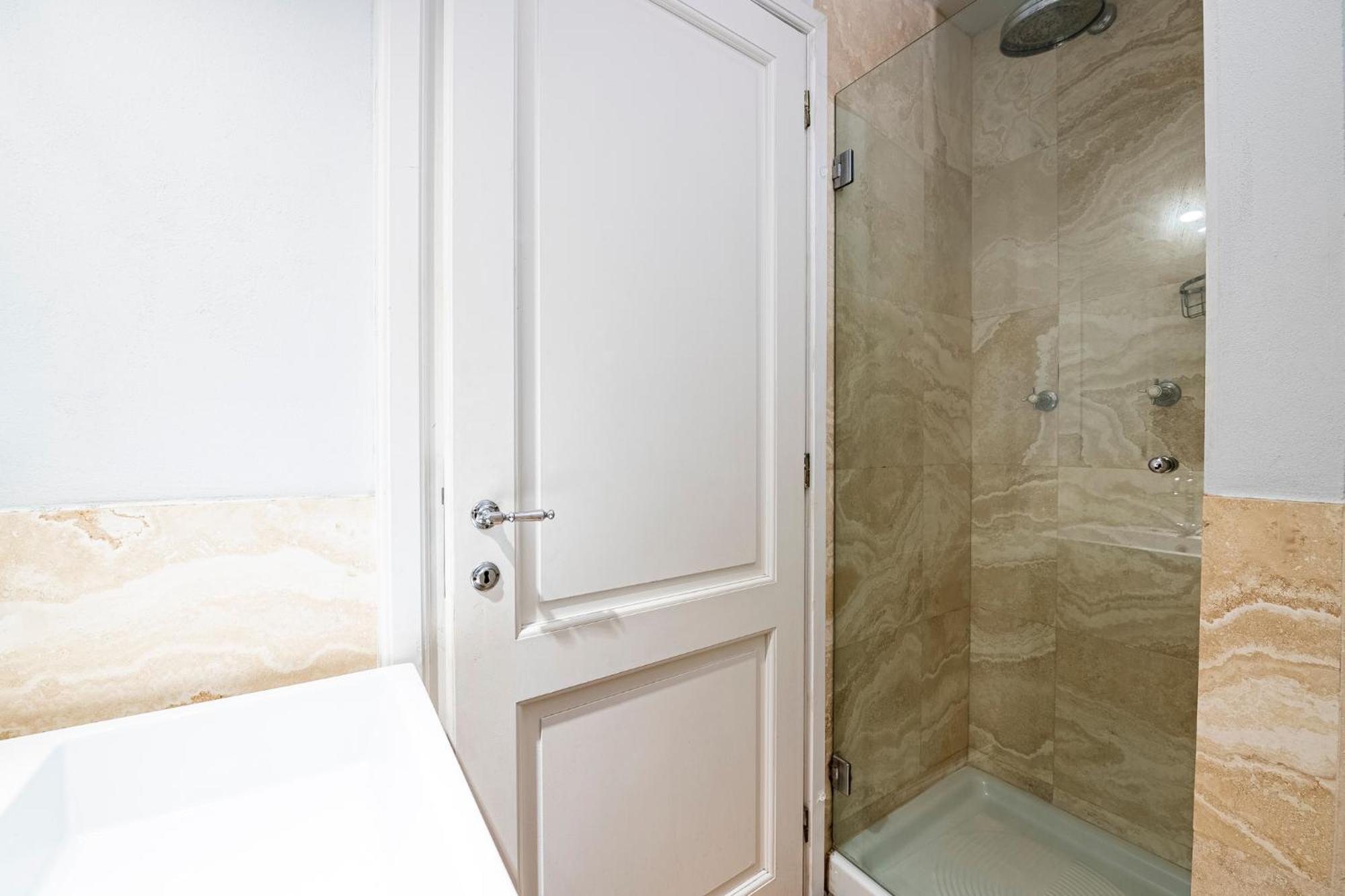 Suite In Pz. Michelangelo: Due Camere Con Due Bagni 피렌체 외부 사진
